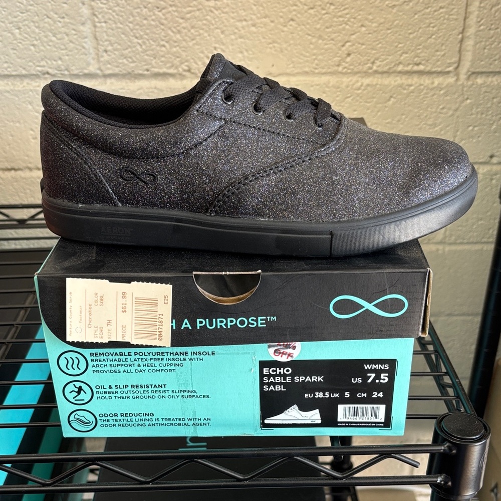 Women's Black Athletic Shoes-Nursing Shoes
